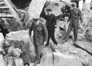 Churchill, Thompson und Simpson in den Trümmern der Rheinbaben-Brücke