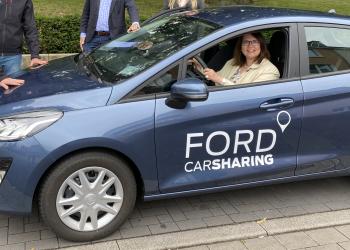 Carsharing in Wesel - Pressetermin mit Bürgermeisterin Ulrike Westkamp