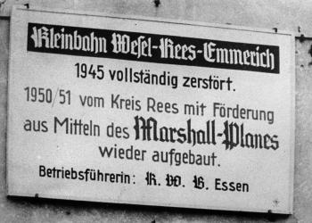 Schild der Kleinbahn Wesel-Rees