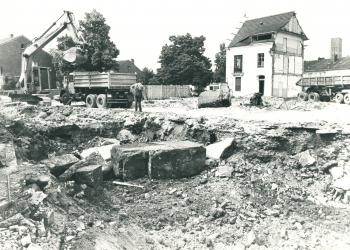 Abbruch des Stams-Gebäudes auf dem Dudel (1981)
