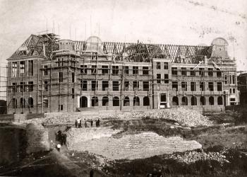 Die Böhlschule im Bau (1911) 