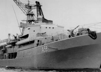 Indienststellung des Schnellboottenders „Rhein“ auf der Hamburger Schlieker-Werft (November 1961)