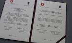 Urkunde zur Erneuerung der Städtepartnerschaft zwischen Wesel und Kętrzyn anlässlich des 10-jährigen Bestehens der Städtepartnerschaft (Mai 2012)