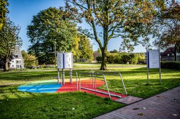 Fitnessgerät im Kasinogarten